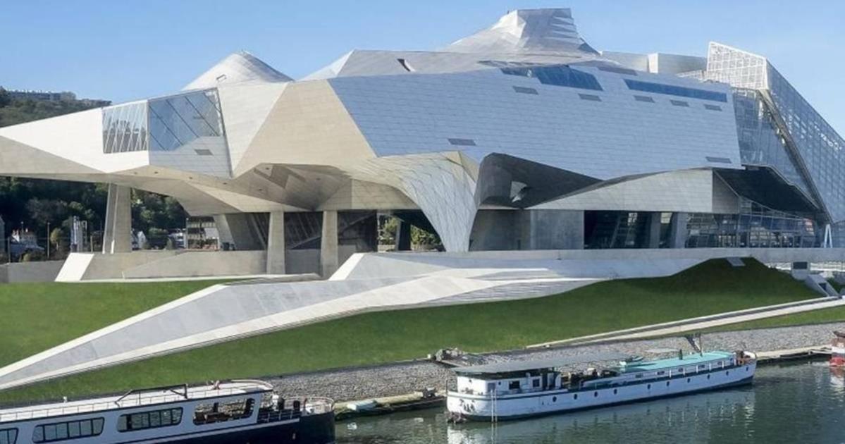Charmante Maison Avec Jardin Sans Vis-A-Vis Saint-Fons Luaran gambar