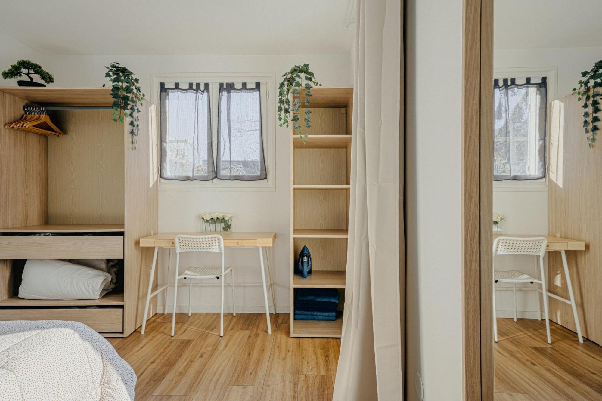 Charmante Maison Avec Jardin Sans Vis-A-Vis Saint-Fons Luaran gambar